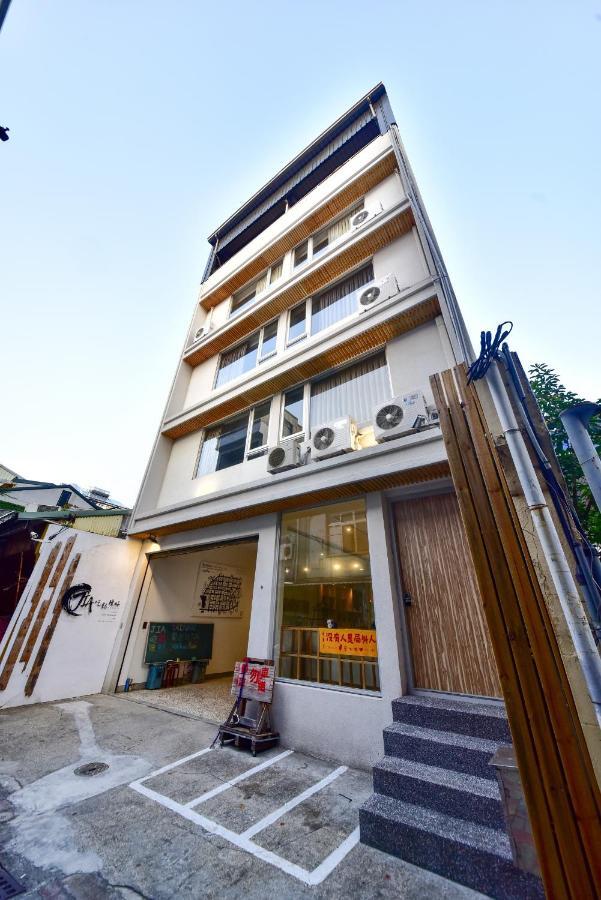 Ferienwohnung Sleep Jia Tainan Exterior foto